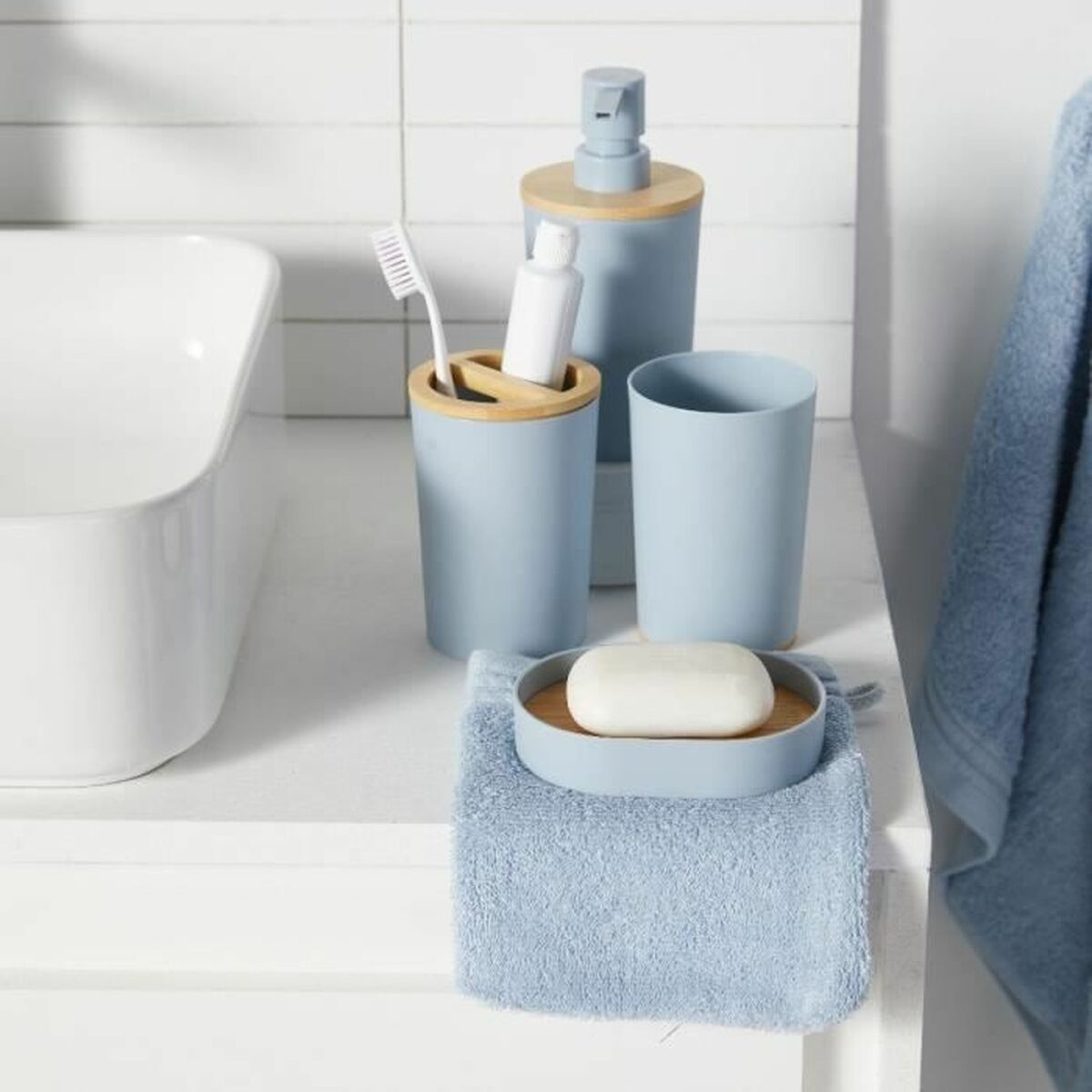 V3H43976F55687D0FE0479E6570DF346B4BR7106657P2