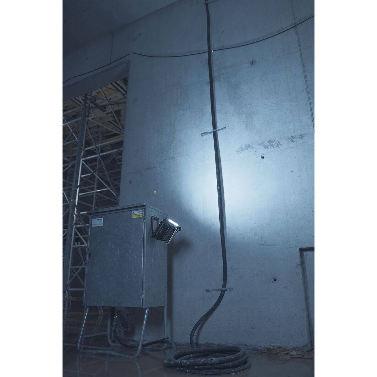 V5H65B4CB0E90E0567107F42F6185D12AE5R6621093P6