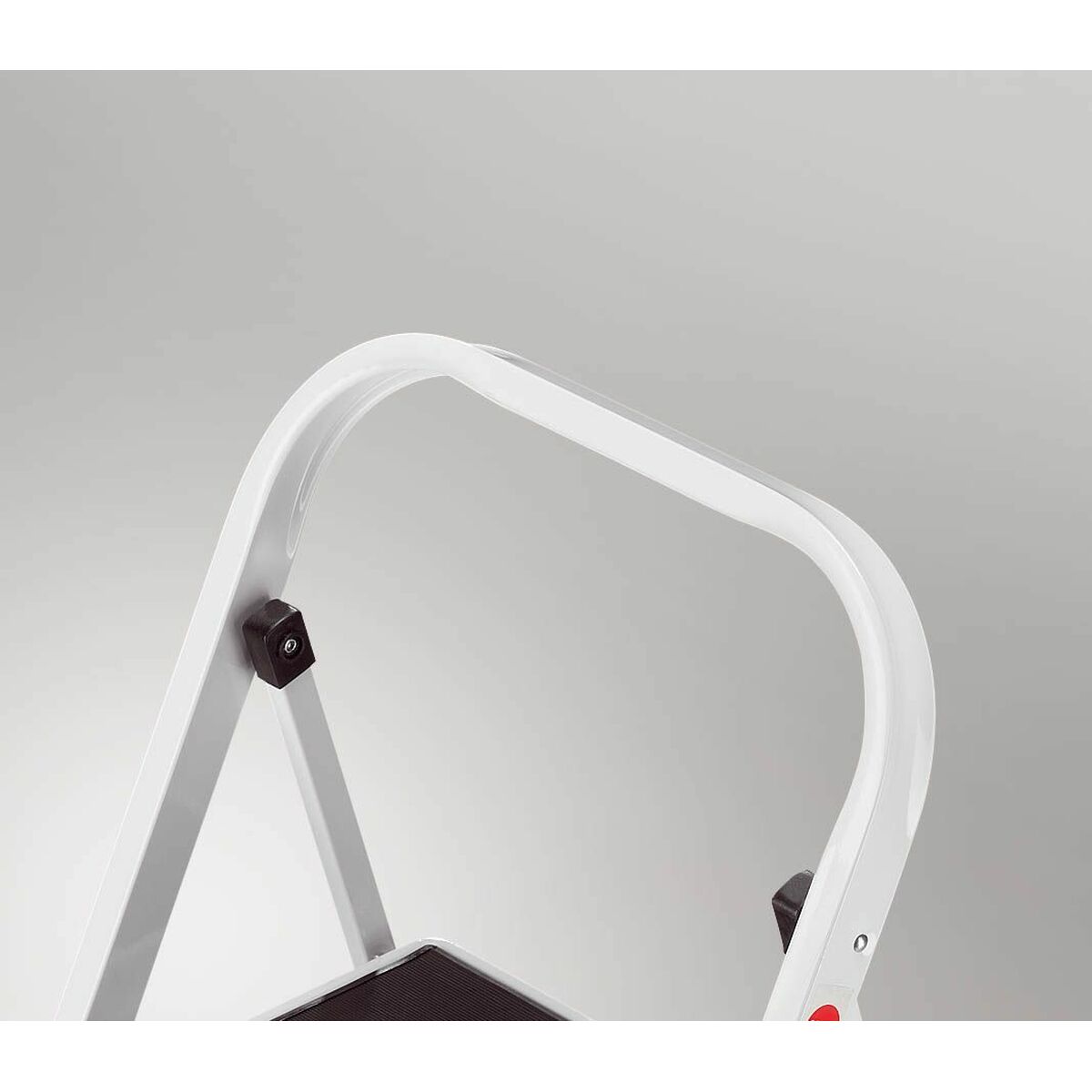 V3H465432B86C77B94087FFA39503B16A0CR7470179P5