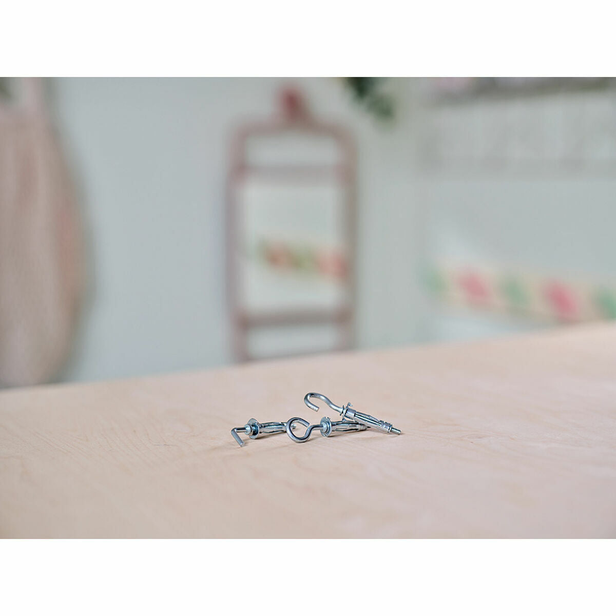 V5HC801408DEEE57FCFC7E01AC7D407EE88R6117170P9