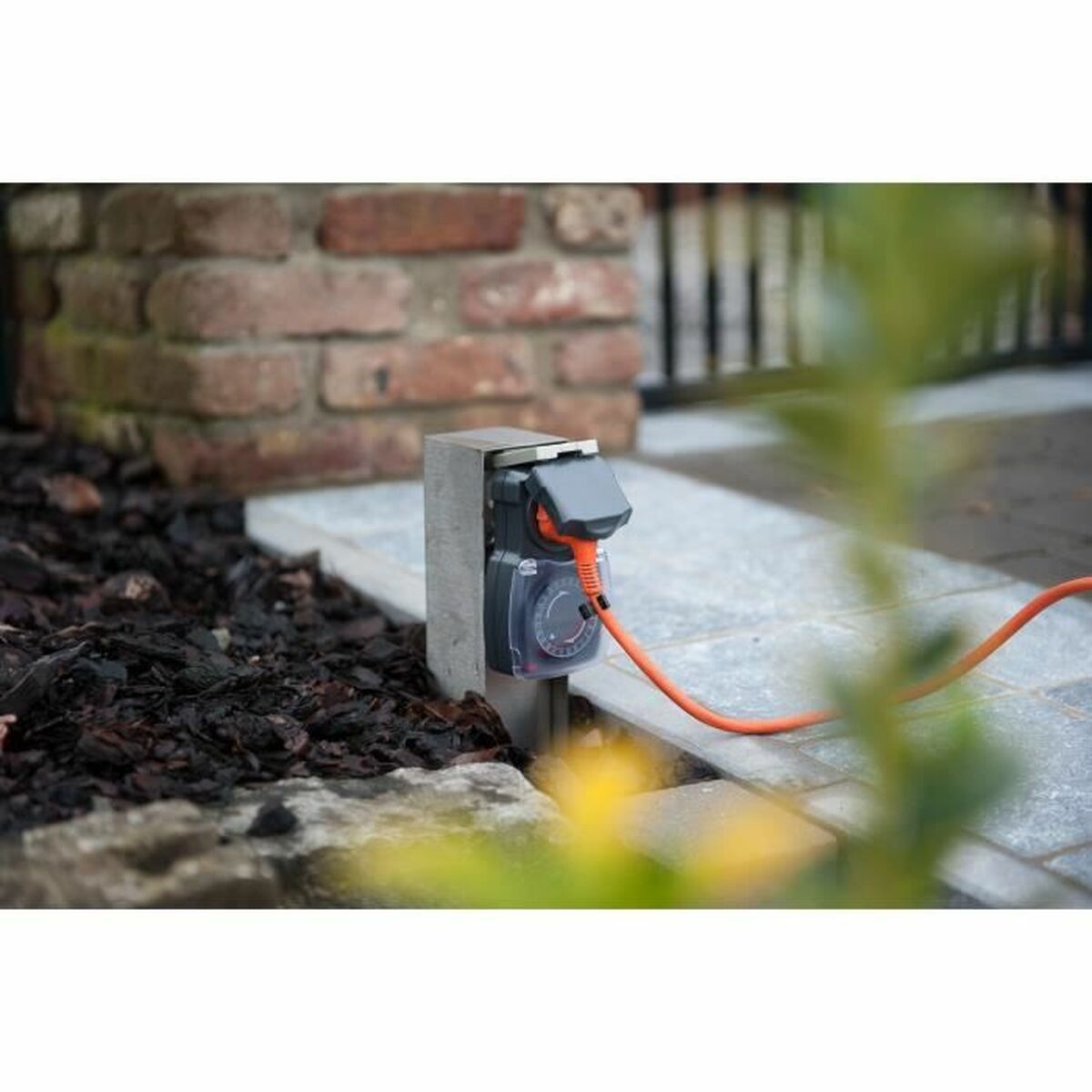 V3HD1AC6885FD420B28EEB0DBBEEF45A630R7196786P2