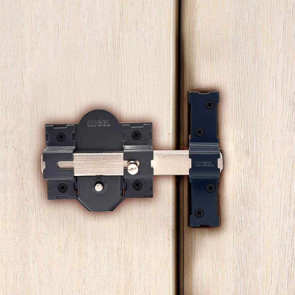 V4H187FCB5FCCBF3A17EBD24709F1E2277BR7419908P3