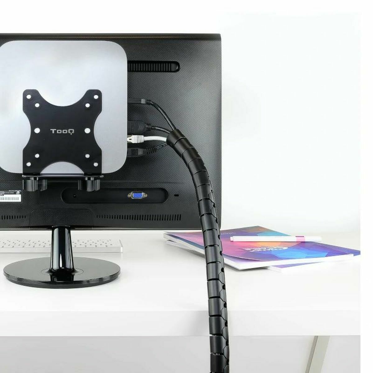 V7HD64CBBA7F74FAE5B0C7DDC1F66F5B374R4302371P2