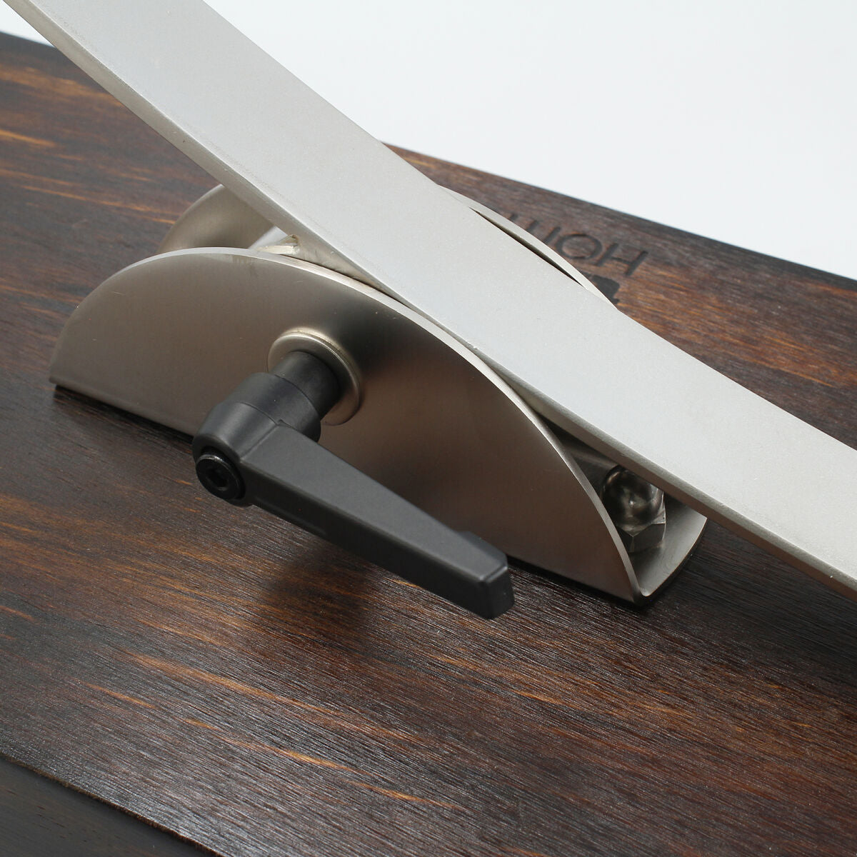 V8H0928F61443FC6360982145E5050CD7CAR5366011P8