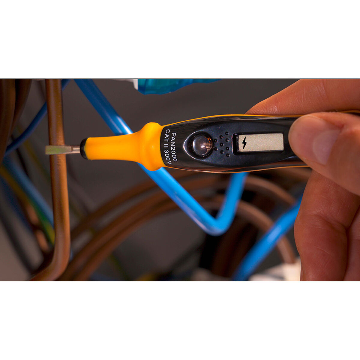 V3H5B521FF61BF19C0BFB35BDB001AB3C38R6776292P4